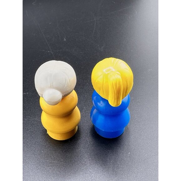 Vtg Little People Lot 2 Blonde Woman Mom Blue White Hair Yellow Grandma Plastic - Picture 3 of 11